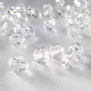 margele-plastic-biconice-romboide-10-x10-mm-alb-cristal